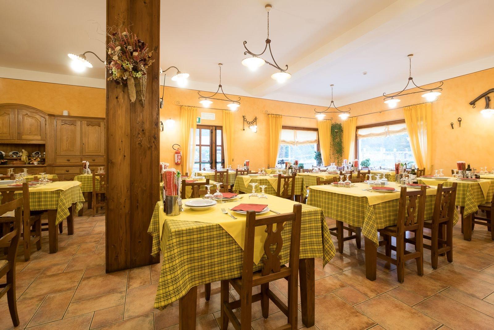 Hotel Villa Plinia Pragelato Bagian luar foto