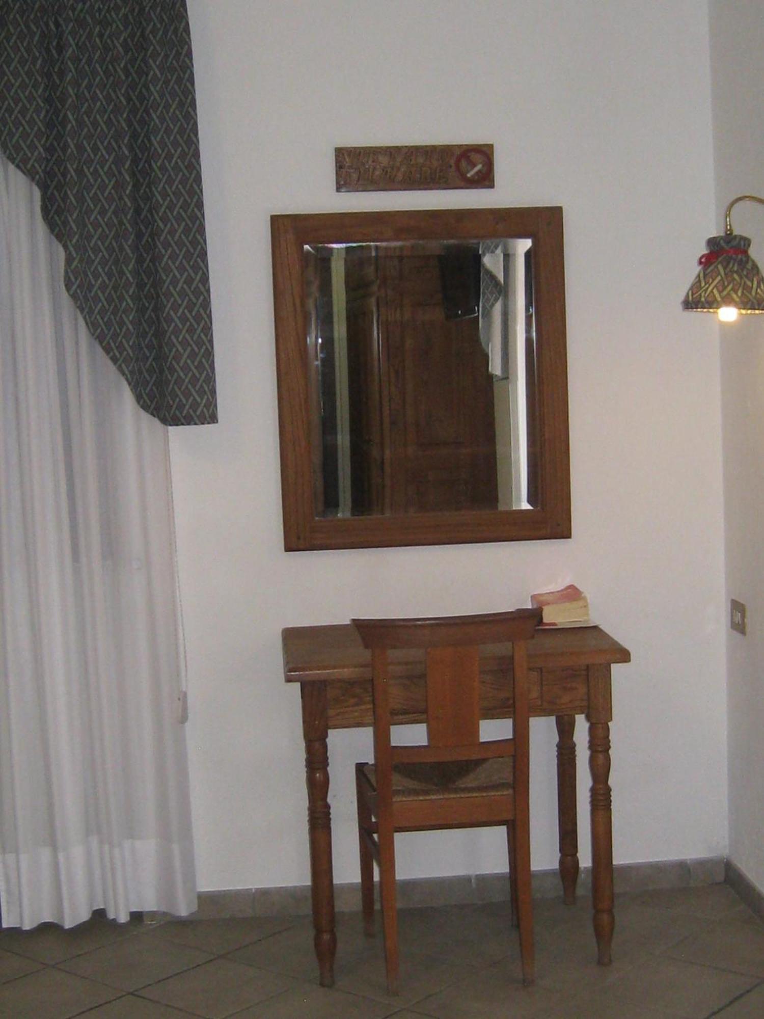 Hotel Villa Plinia Pragelato Bagian luar foto