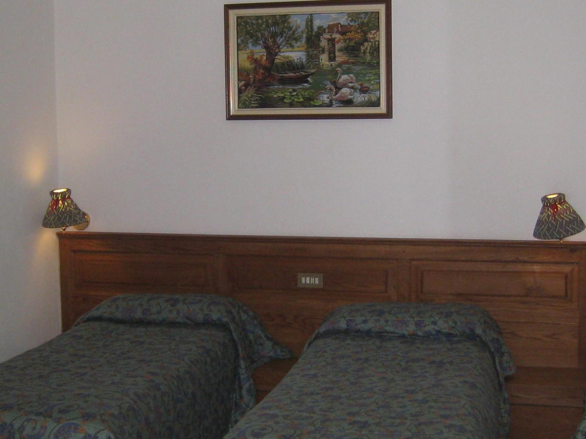 Hotel Villa Plinia Pragelato Bagian luar foto