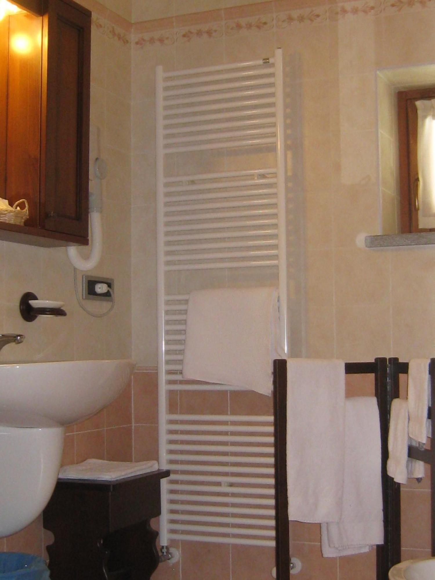 Hotel Villa Plinia Pragelato Bagian luar foto